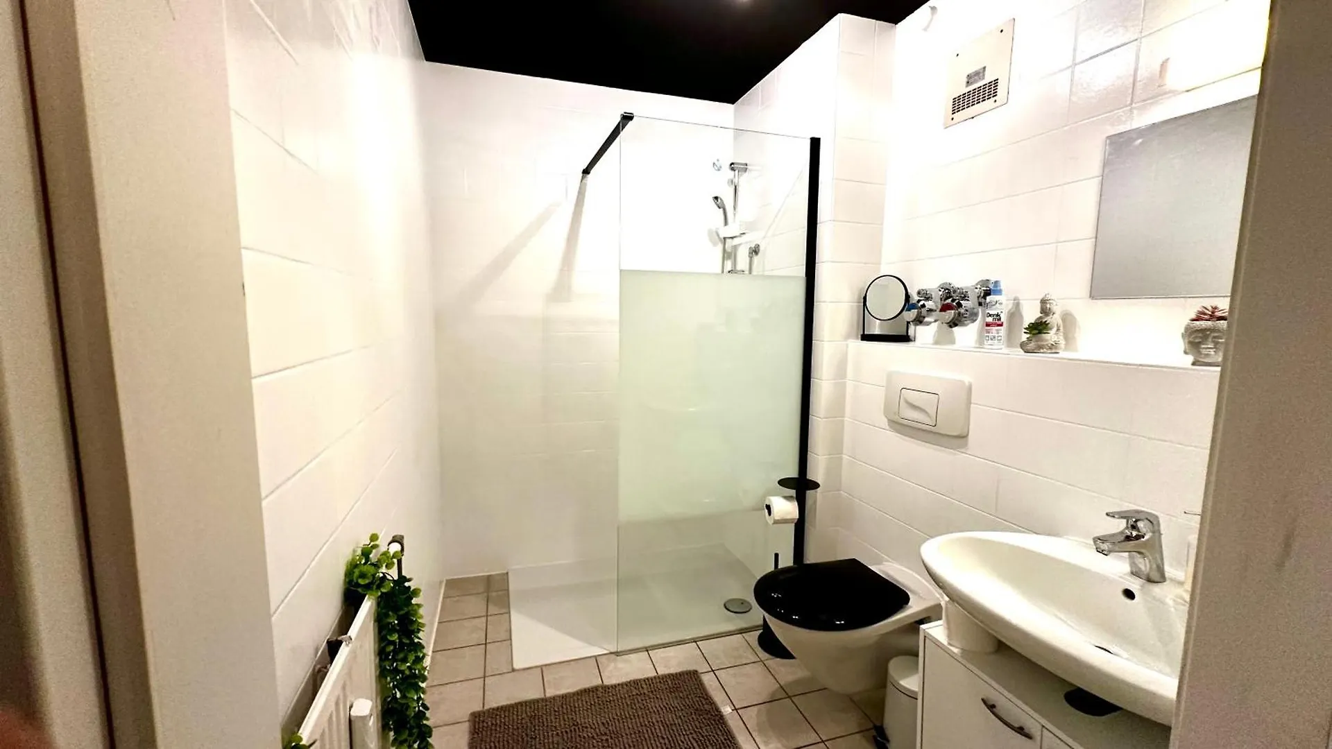 Beefree Pocking 3 Free Parking Zentral Boxspringbett Apartman